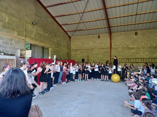 Spectacle FEST'AIN CIRQUE - 05 JUIN 2026.jpg
